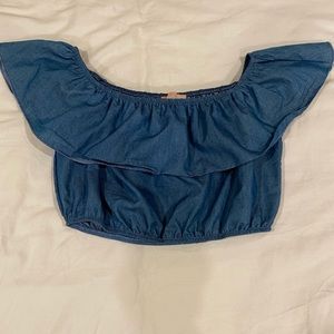Jean  off the shoulder - new no tags